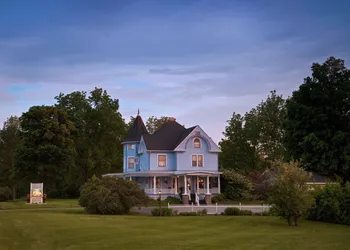 Castle in the Country hotel thumbnail 2