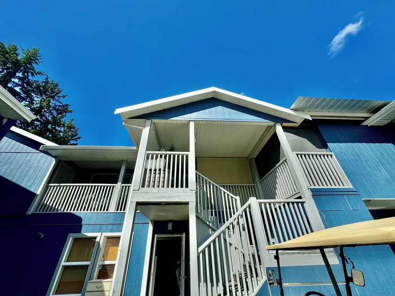 Riverside Resort & RV Park hotel detail image 6