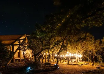 Collective Hill Country Retreat hotel thumbnail 8