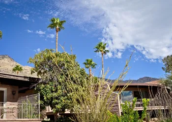 Mission Hill Casitas hotel thumbnail 2