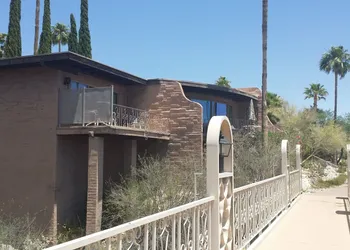 Mission Hill Casitas hotel thumbnail 3