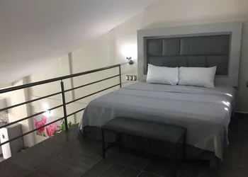 Hotel Suite Las Valkirias hotel thumbnail 8