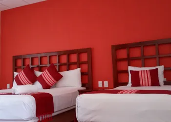 Hotel D Abril hotel thumbnail 5