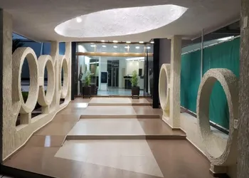 Leo Hotel Jerez hotel thumbnail 3