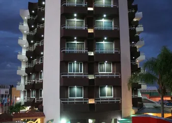 Leo Hotel Jerez hotel thumbnail 5