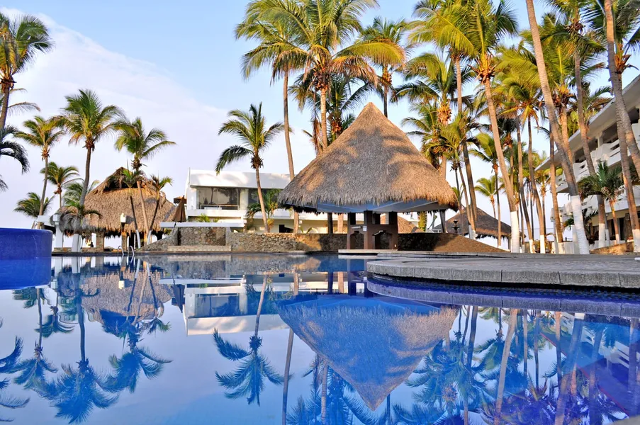Mar Paraiso Queen hotel detail image 2
