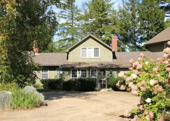 The Oliver Lodge hotel thumbnail 2