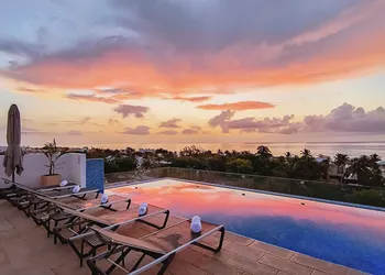 We Hotel Puerto Morelos hotel thumbnail 3