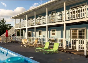 Marina Inn & Event Center hotel thumbnail 5