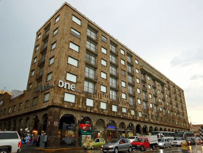 One Guadalajara Centro Histórico hotel detail image 2