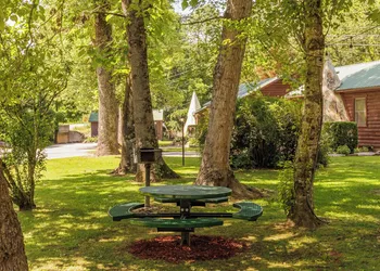 Qualla Cabins and Motel Cherokee near Casino hotel thumbnail 5
