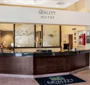 Quality Suites Lake Wright - Norfolk Airport hotel detail image 5