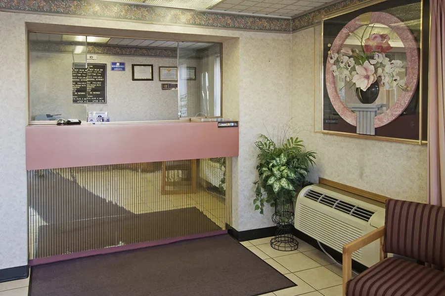 Executive Inn hotel detail image 6