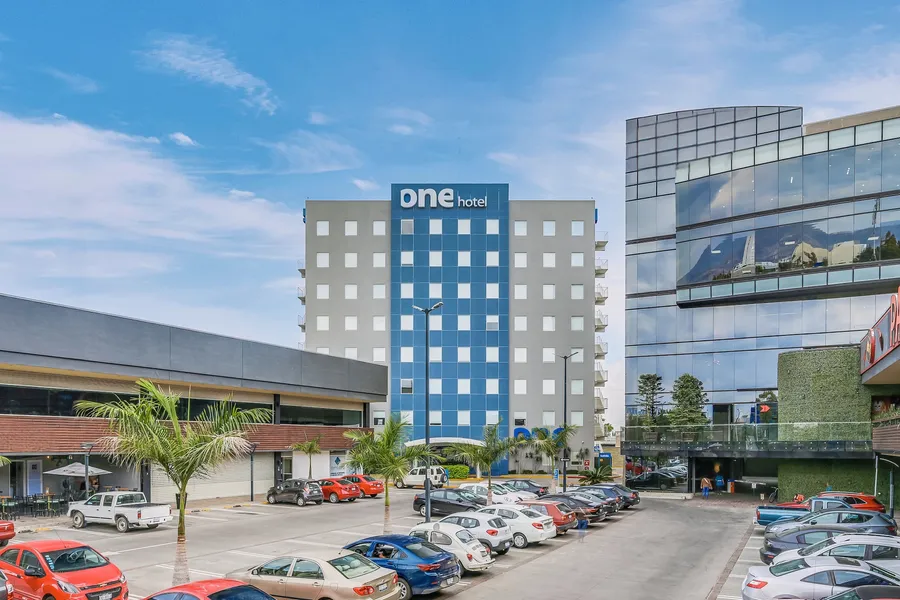 One Leon Poliforum hotel detail image 6