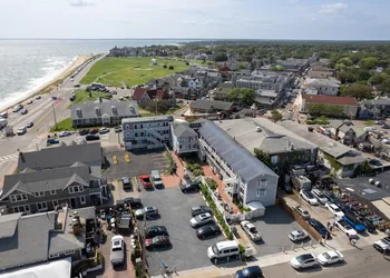 MV Surfside Hotel hotel thumbnail 7