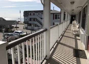 MV Surfside Hotel hotel thumbnail 8