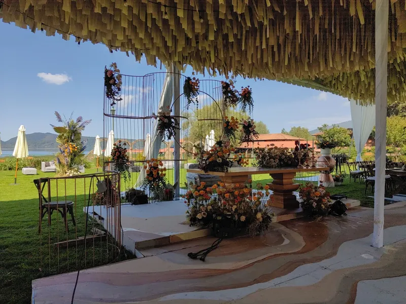 Zirahuen Forest And Resort hotel detail image 2