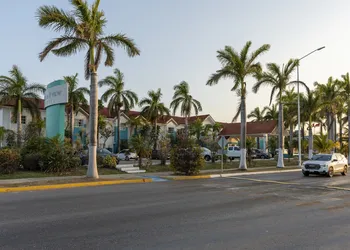Ocean View Hotel hotel thumbnail 5