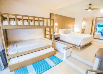 Sunscape Cancun - All-Inclusive Resort hotel thumbnail 4