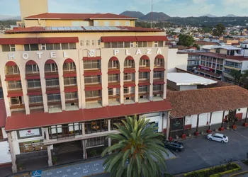 Hotel Plaza Uruapan hotel thumbnail 3