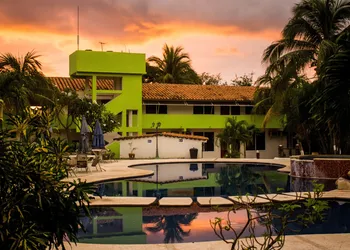 Suites & Hotel Punta Esmeralda hotel thumbnail 4