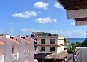 Calma Chicha Rooms hotel thumbnail 5