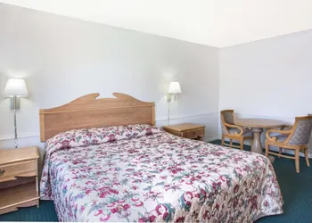 Knights Inn Pico Rivera hotel thumbnail 7