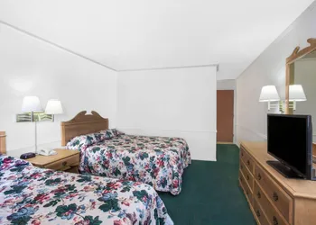 Knights Inn Pico Rivera hotel thumbnail 8