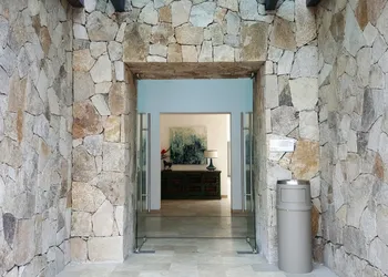 Hotel Catedral hotel thumbnail 6