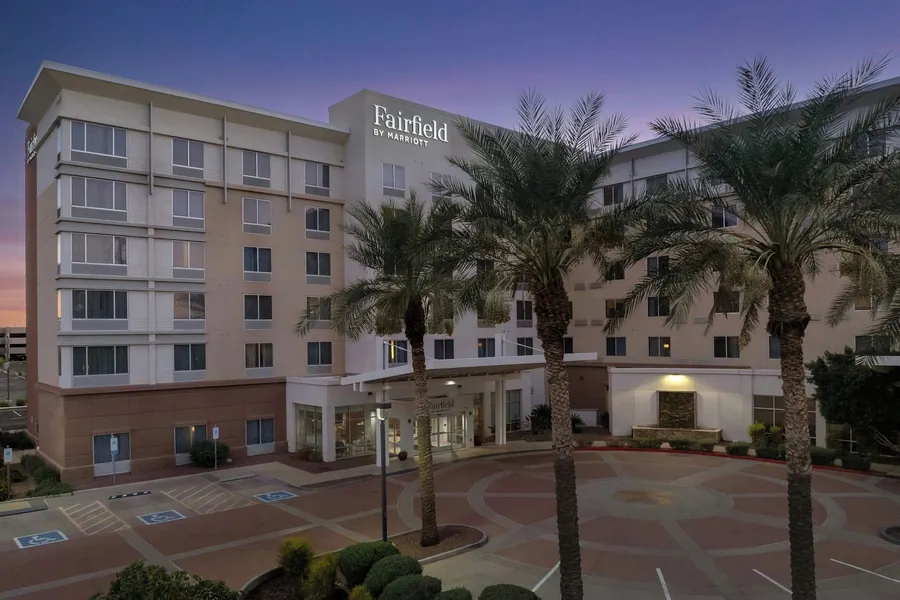 Fairfield Inn & Suites Phoenix Chandler / Fashion Center hotel detail image 2