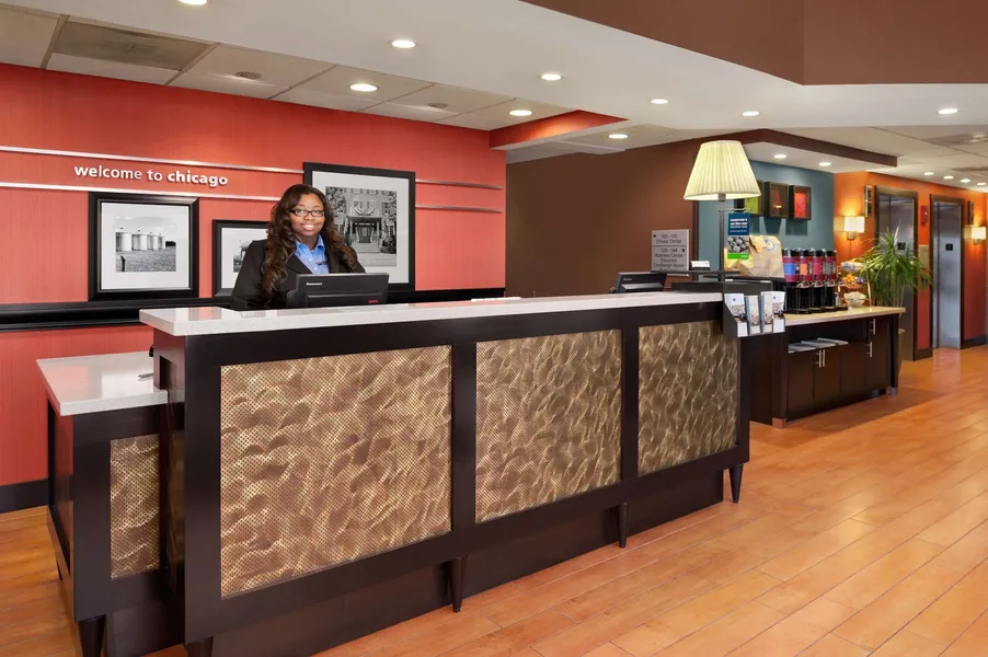 Hampton Inn by Hilton Chicago-Midway Airport hotel detail image 2
