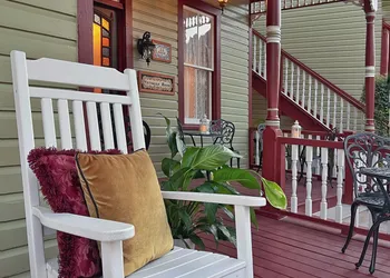 Victorian House Bed & Breakfast hotel thumbnail 6