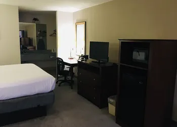 Ramada Batesville Arkansas hotel thumbnail 8