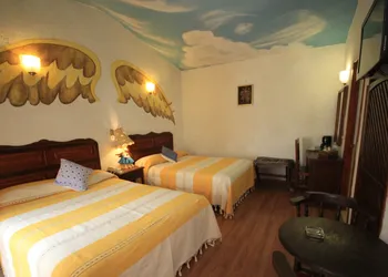 Mansión de los Ángeles hotel thumbnail 4