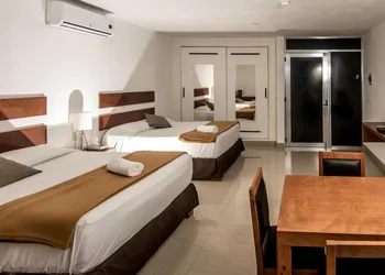 Sunrise 42 Suites Hotel hotel thumbnail 5