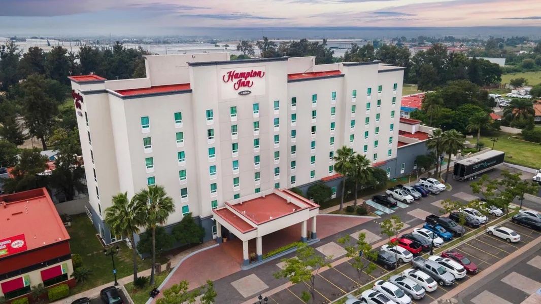 Hampton Inn by Hilton Guadalajara-Aeropuerto hotel detail image 2