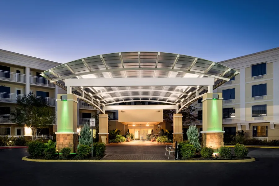 Holiday Inn Hotel & Suites Atlanta Airport-North by IHG hotel detail image 2