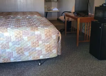 Budget Host Sundowner Motor Inn hotel thumbnail 4