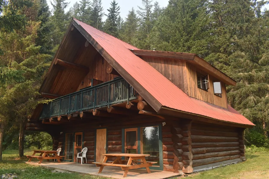 Helmcken Falls Lodge hotel detail image 2