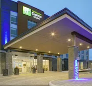 Holiday Inn Express & Suites Collingwood by IHG hotel detail image 3