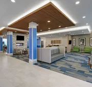 Holiday Inn Express & Suites Collingwood by IHG hotel detail image 5