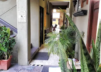Hotel Solimar Inn Suites hotel thumbnail 8