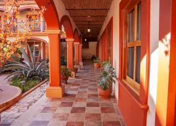 Encanto de la Sierra Hotel hotel thumbnail 3