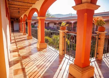 Encanto de la Sierra Hotel hotel thumbnail 5