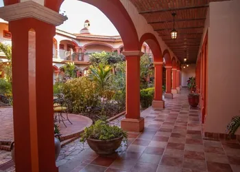 Encanto de la Sierra Hotel hotel thumbnail 7
