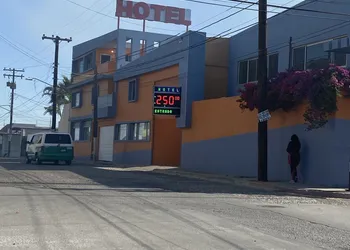 Hotel Los Altos hotel thumbnail 2