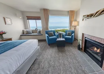 Overleaf Lodge hotel thumbnail 8