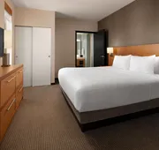 Hyatt Place Calgary Airport hotel detail image 7