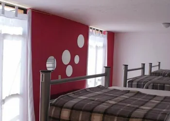 Hotel Punto 79 hotel thumbnail 3