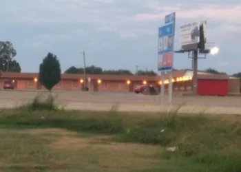 Budget Host Motel Gainesville hotel thumbnail 2